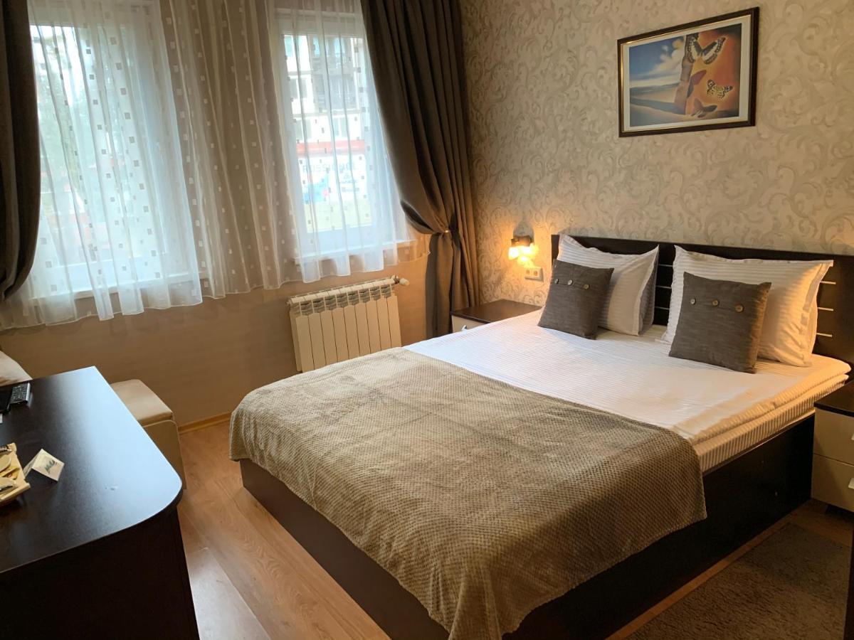 Gm Royal Plaza Aparthotel Borovets Exterior photo